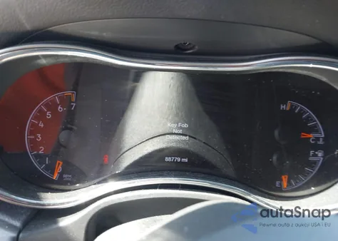 2020 Jeep Grand Cherokee Limited 4X4 from USA, damaged, VIN 1C4RJFBG8LC377356